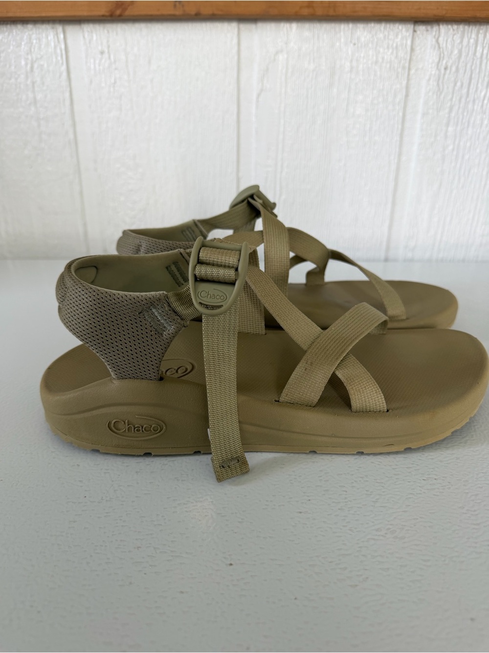 Chaco Women’s Sport Sandals Tan Khaki Size 11